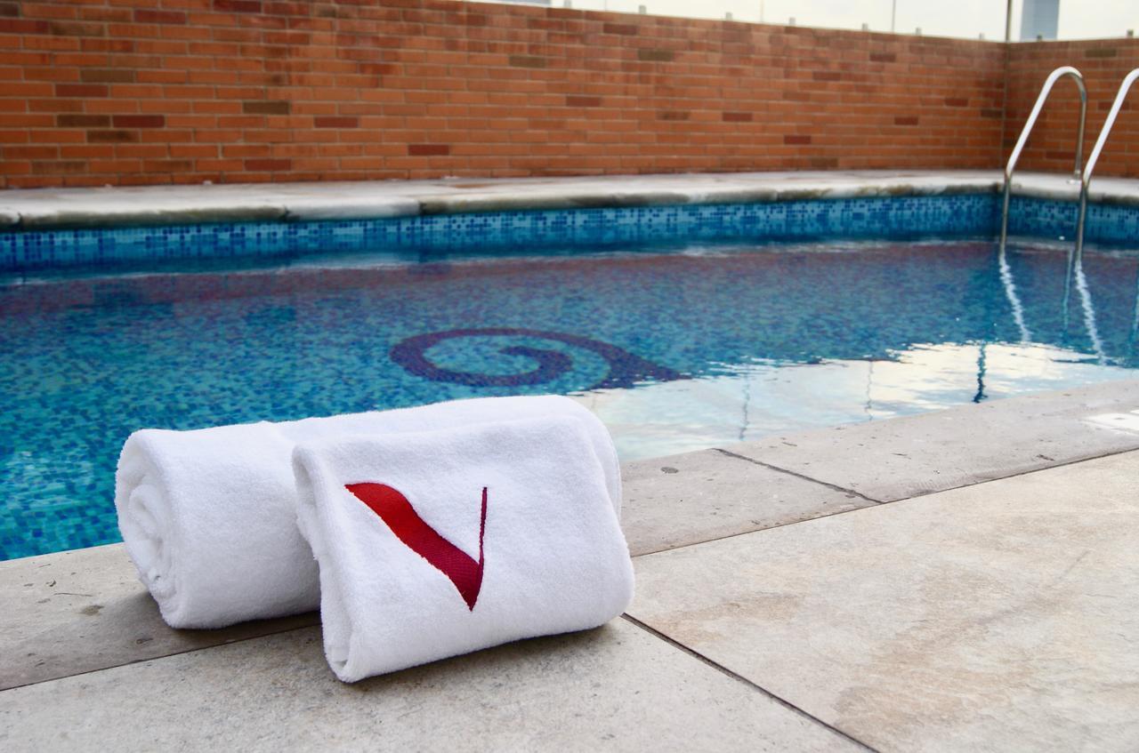 Hotel Velvet Plaza Guadalajara Exteriör bild